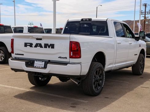 New 2027 RAM 2500 Laramie AWD/4WD image 4