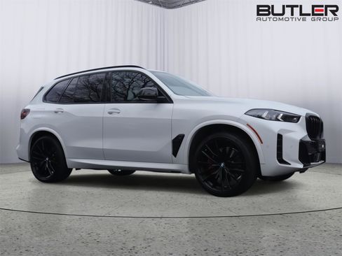 Used 2024 BMW X5 M60i image 9
