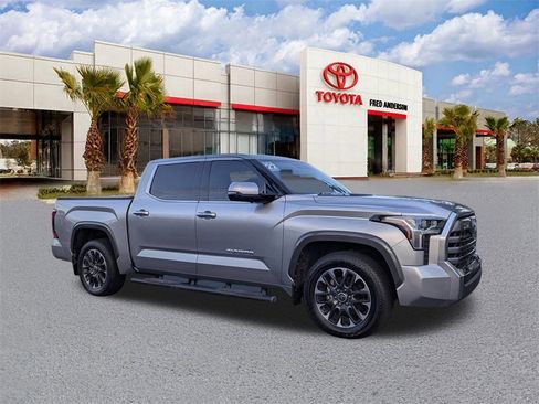 Used 2022 Toyota Tundra Limited image 1