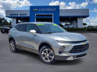 Used 2023 Chevrolet Blazer LT FWD video 1