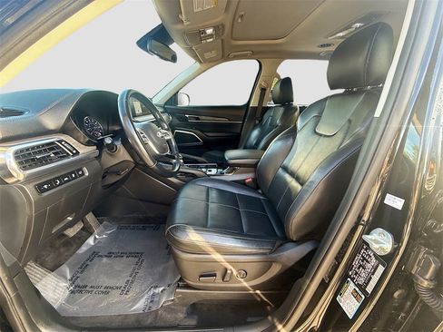Used 2021 Kia Telluride EX w/ EX Premium Package image 21
