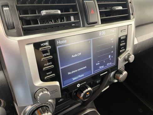 Used 2021 Toyota 4Runner SR5 AWD/4WD image 30