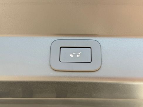 New 2026 Land Rover Range Rover Sport Dynamic SE AWD/4WD image 39