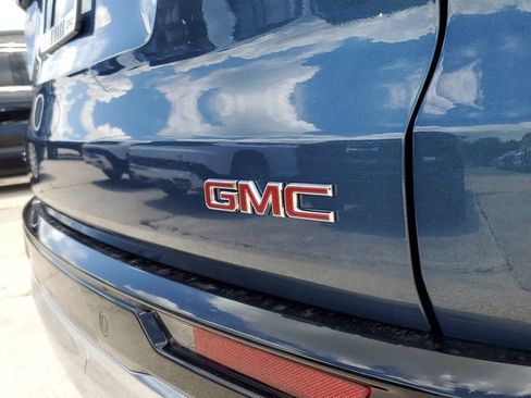 New 2026 GMC Acadia Denali w/ Super Cruise Package FWD image 7