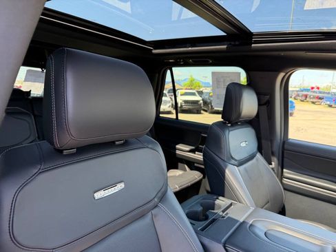 Used 2025 Ford Expedition Platinum w/ Stealth Performance Package AWD/4WD image 49