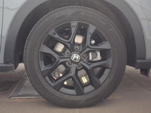 Used 2025 Honda HR-V Sport image 14