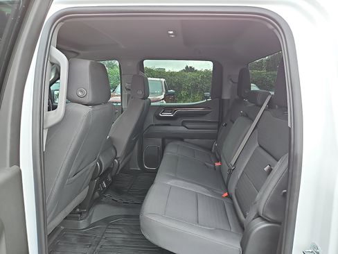 Certified 2023 GMC Sierra 1500 Elevation w/ LPO, Elevation Black Package AWD/4WD image 10