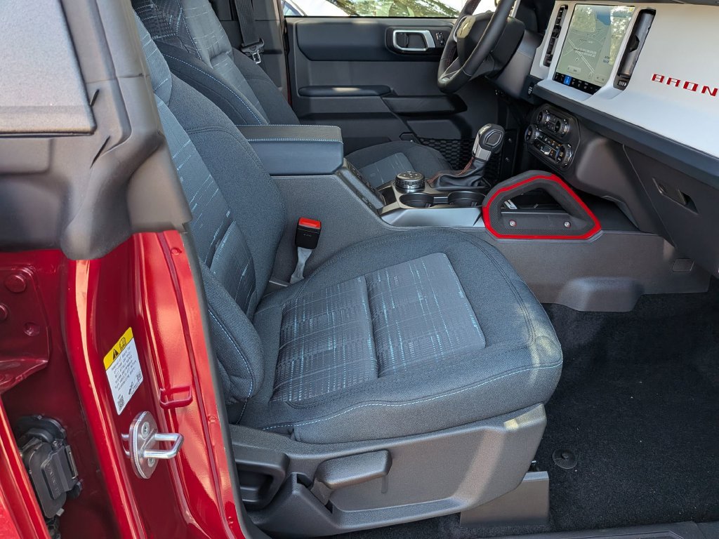 New 2026 Ford Bronco Heritage Edition AWD/4WD image 32
