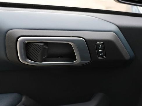 New 2025 Ford Bronco Heritage Edition image 18