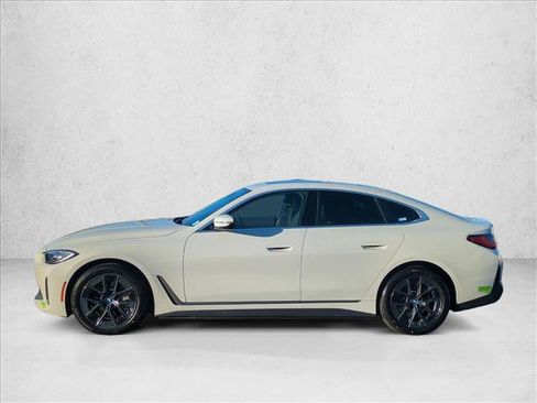 Used 2023 BMW i4 eDrive35 w/ Premium Package RWD image 9