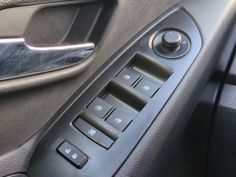 Used 2016 Chevrolet Trax LS image 24