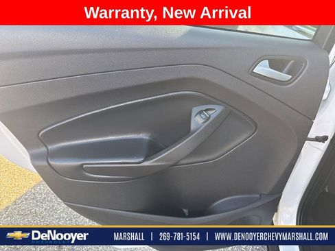 Used 2019 Ford Escape SEL AWD/4WD image 12