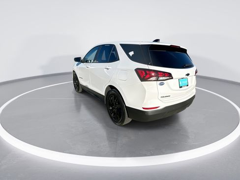 Used 2024 Chevrolet Equinox LS w/ LS Convenience Package image 6