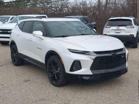 Used 2020 Chevrolet Blazer RS image 2