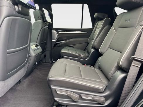 Used 2025 Cadillac Escalade Sport w/ Touring Package AWD/4WD image 14