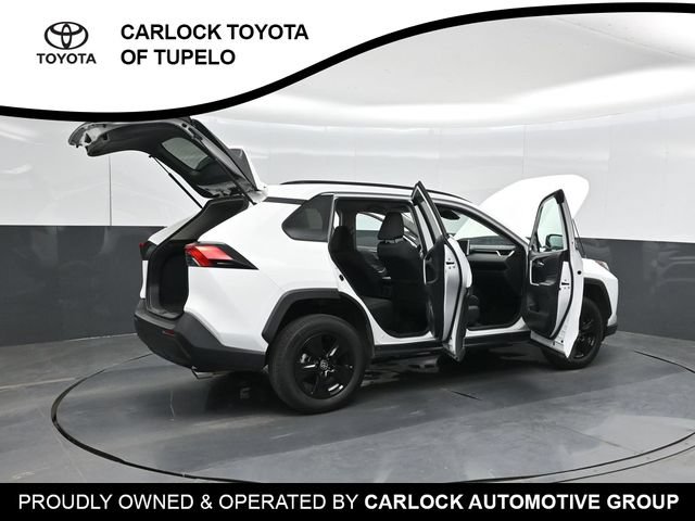Used 2024 Toyota RAV4 XLE FWD image 50