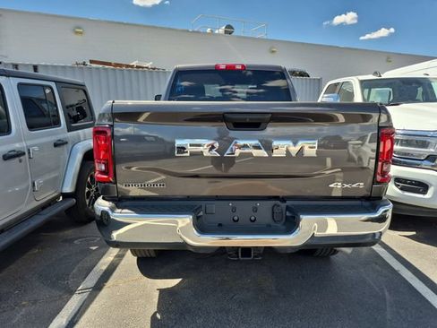 Certified 2025 RAM 2500 Big Horn AWD/4WD image 7