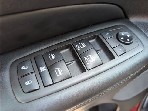 Used 2021 Jeep Grand Cherokee Laredo X AWD/4WD image 19