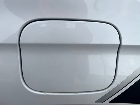 Used 2023 Honda Pilot Elite image 18