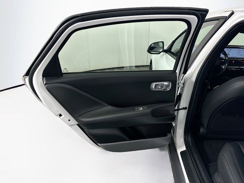 Used 2024 Hyundai Ioniq 6 SEL RWD image 26