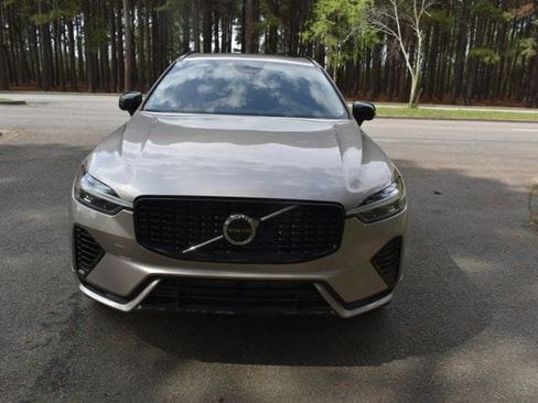 New 2025 Volvo XC60 T8 Plus w/ Protection Package Premier image 8