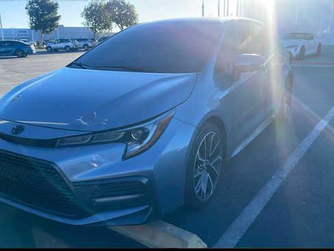Used 2022 Toyota Corolla SE image 1