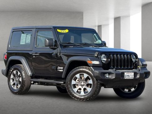 Used 2019 Jeep Wrangler Sport AWD/4WD image 2