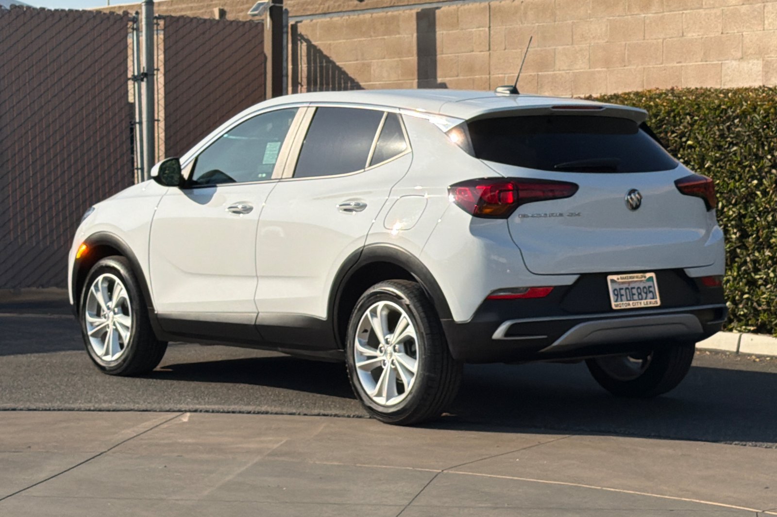 Used 2023 Buick Encore GX Preferred w/ Cold Weather Comfort Package FWD image 6