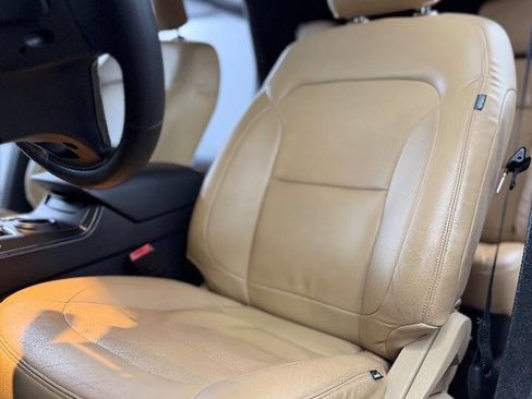 Used 2016 Ford Explorer FWD image 7