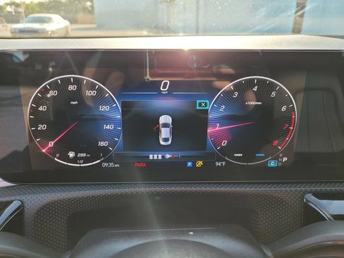 Used 2025 Mercedes-Benz CLA 250 image 28