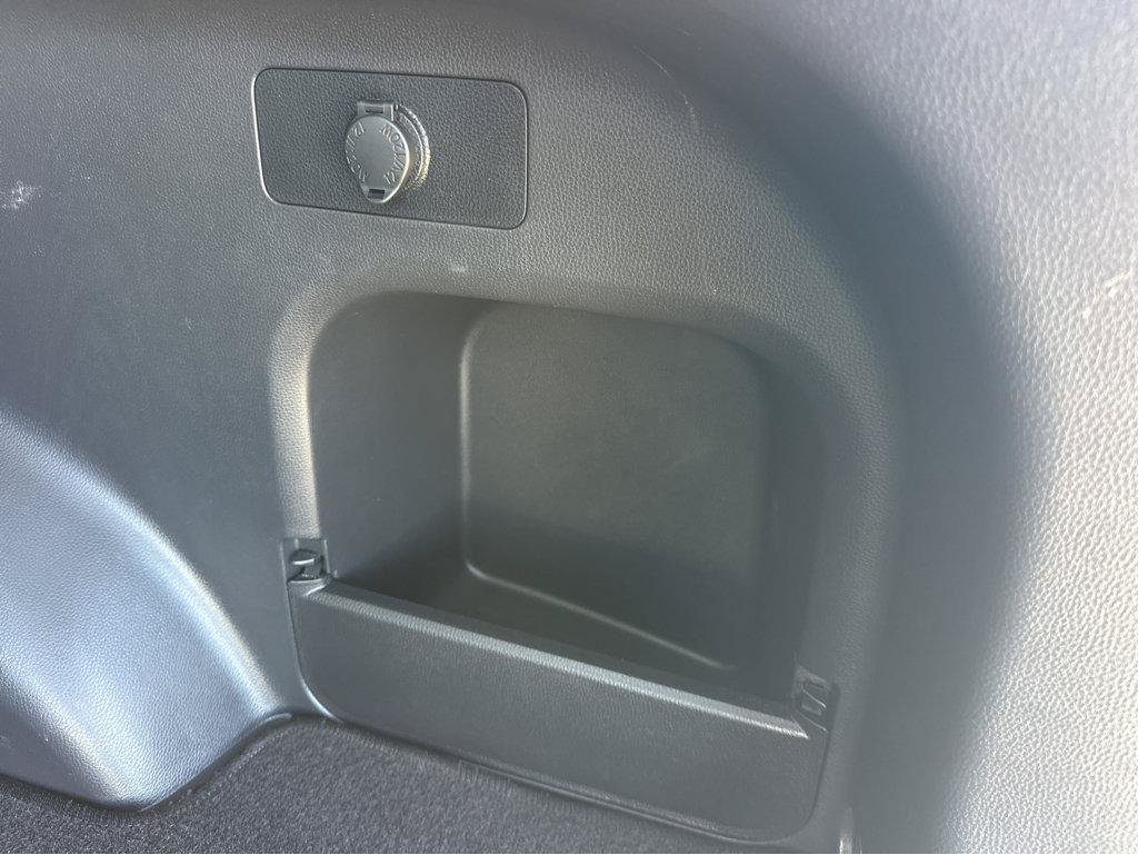 Used 2021 Toyota RAV4 XLE w/ Convenience Package FWD image 37