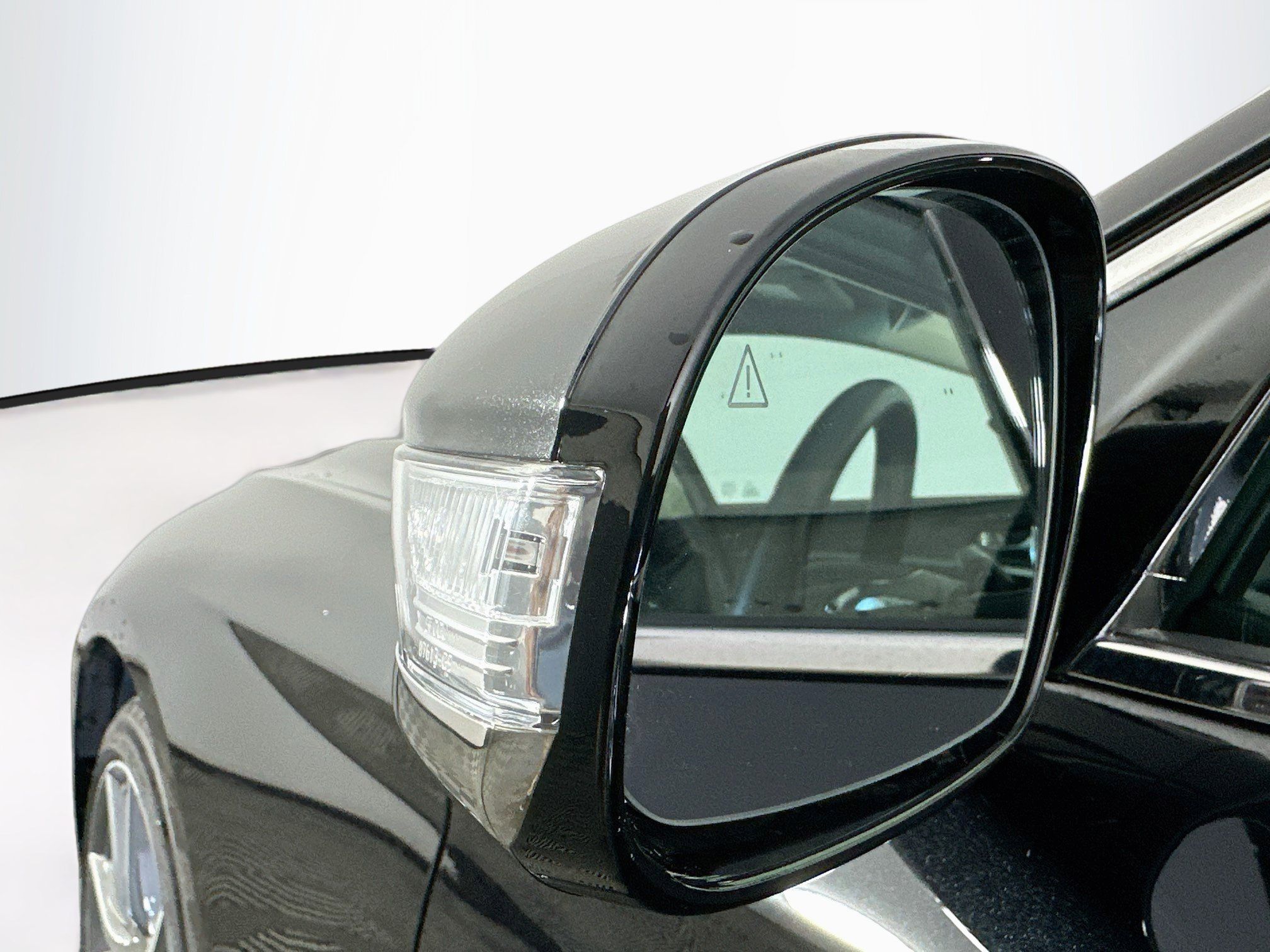 Used 2026 Genesis G70 2.5T RWD image 16