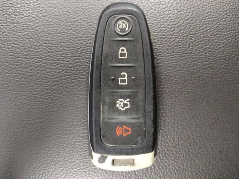 Used 2019 Ford Escape SE FWD image 32
