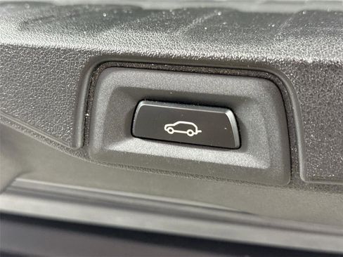 Used 2020 BMW X5 sDrive40i w/ Convenience Package image 46