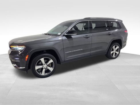 Used 2022 Jeep Grand Cherokee L Limited image 7