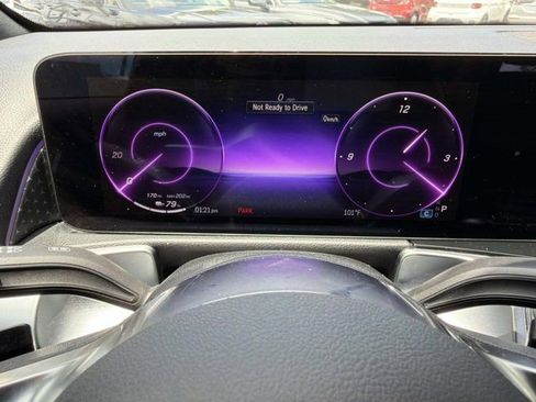 Used 2024 Mercedes-Benz EQB 250+ image 25