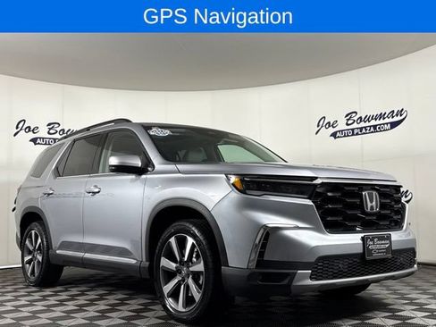 Used 2024 Honda Pilot Touring image 5