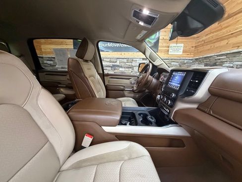 Used 2021 RAM 1500 Laramie AWD/4WD image 17