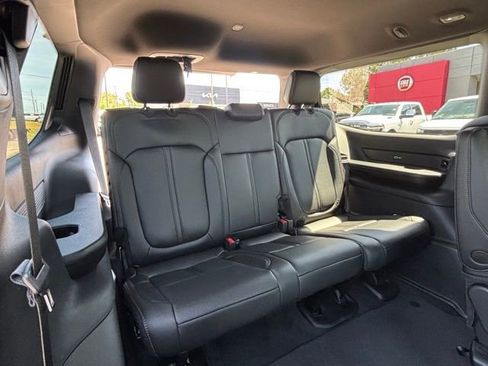 New 2026 Jeep Grand Wagoneer 2WD image 9