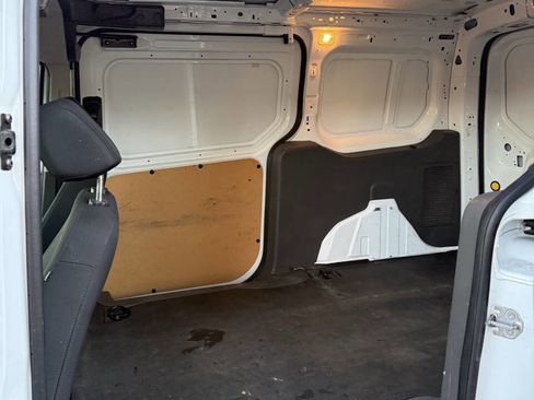 Used 2019 Ford Transit Connect XL image 14
