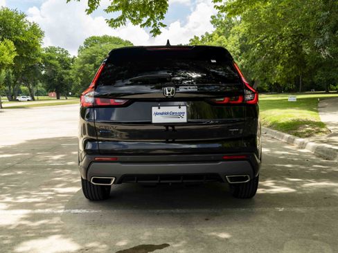 Used 2026 Honda CR-V Sport Touring image 8