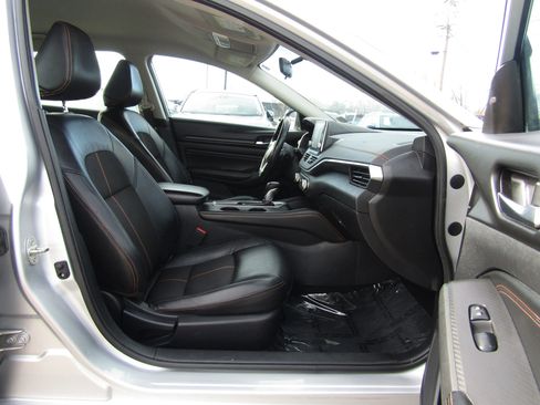 Used 2019 Nissan Altima 2.5 SR image 9