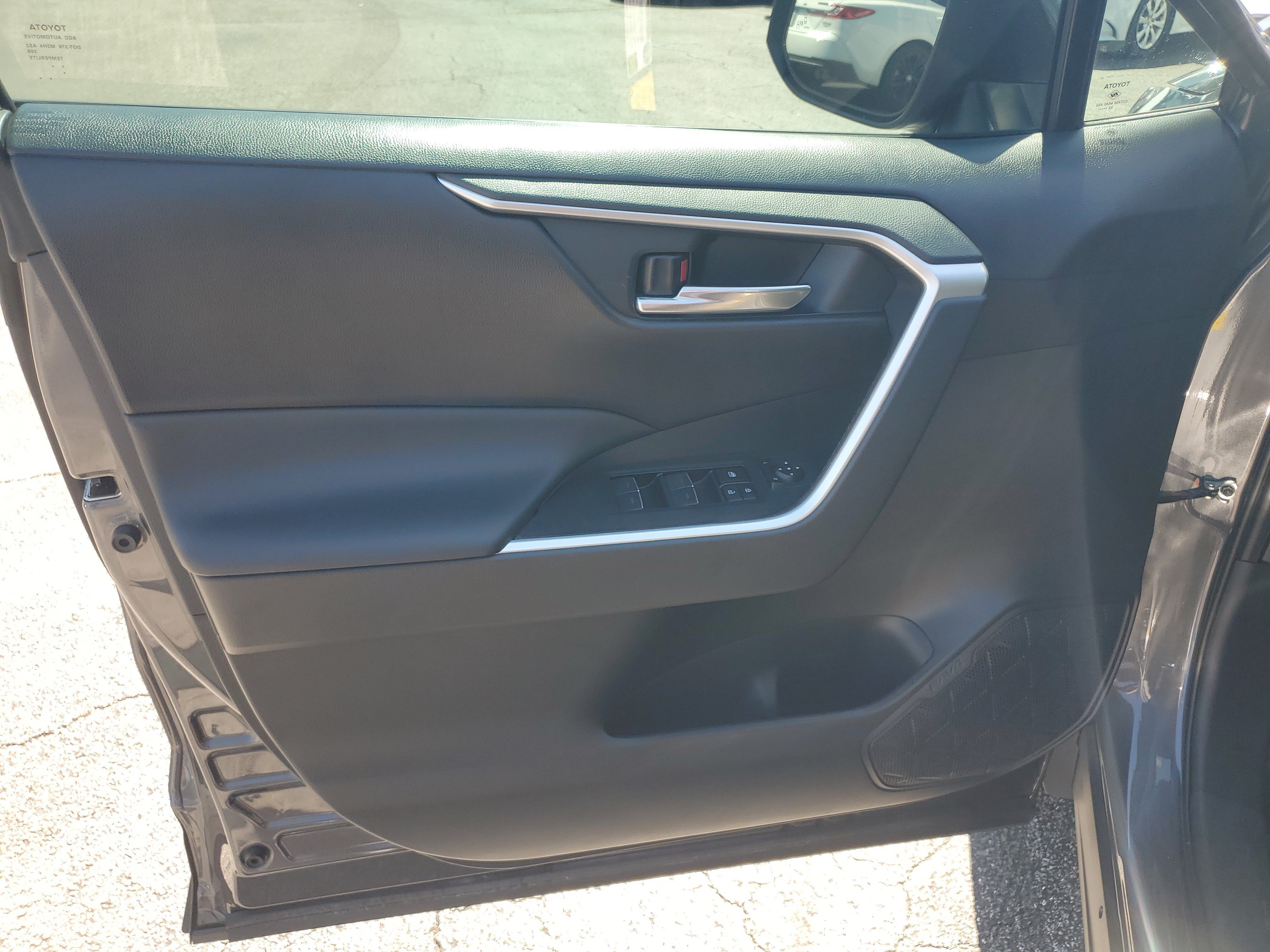 Certified 2023 Toyota RAV4 XLE Premium FWD image 23