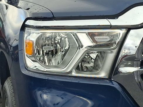 Certified 2022 RAM 1500 Big Horn image 9