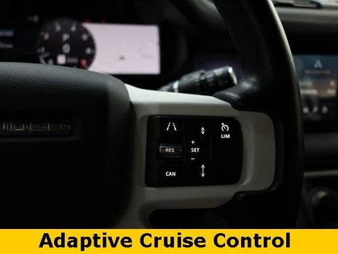 Used 2023 Land Rover Defender 110 SE image 42