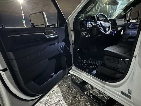 New 2026 GMC Sierra 2500 SLE w/ SLE Value Package; image 20