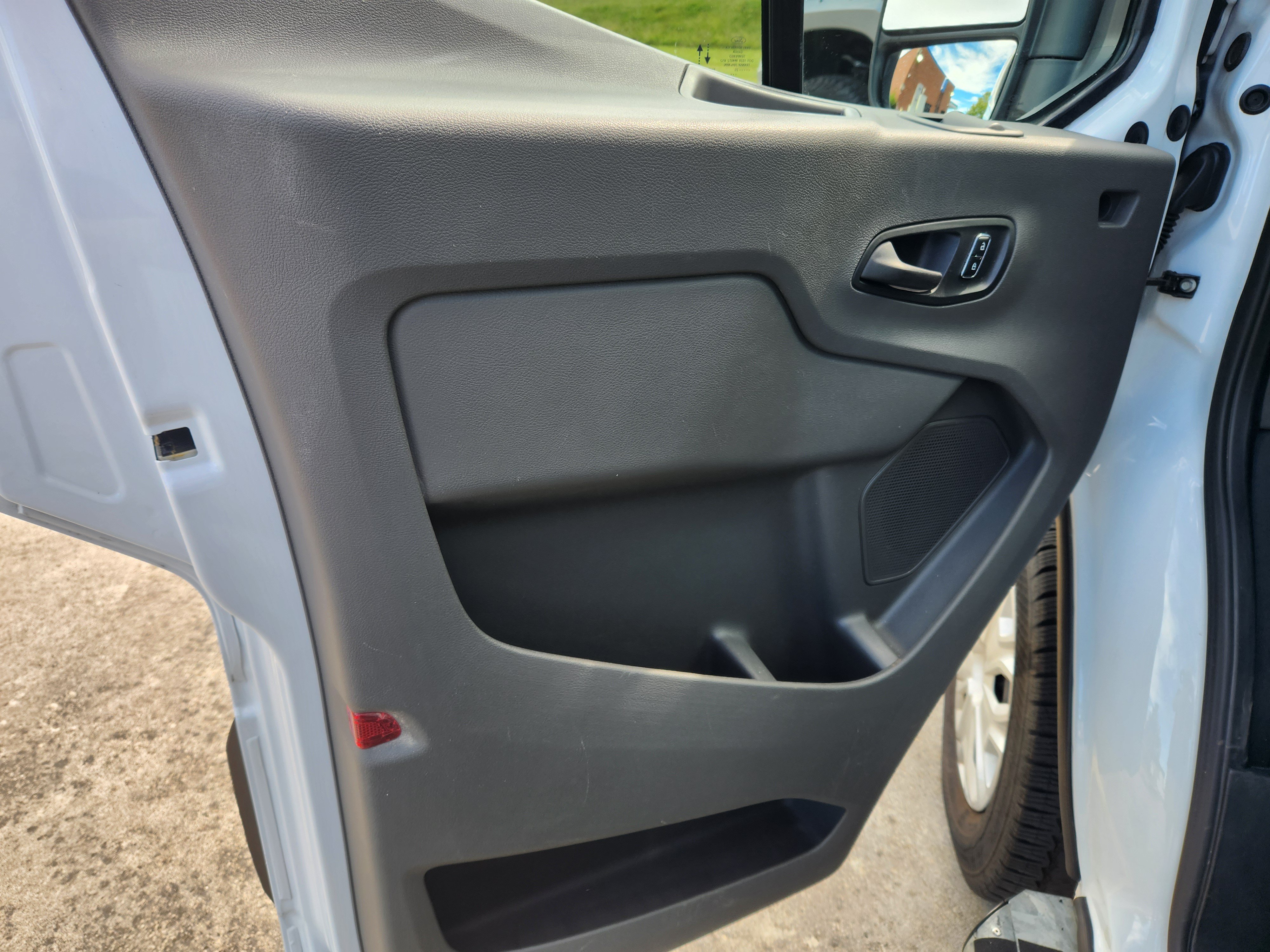 Used 2025 Ford Transit 250 Low Roof w/ Exterior Upgrade Package RWD image 12