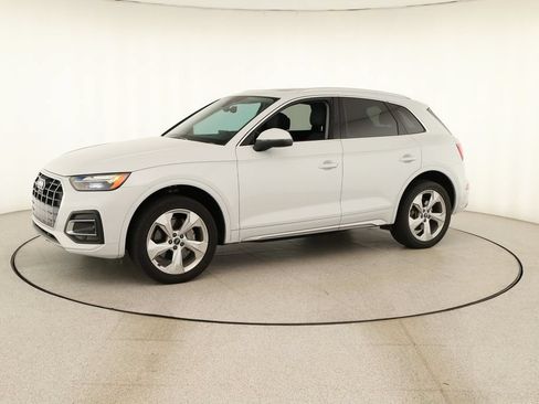 Used 2021 Audi Q5 2.0T Premium Plus w/ Premium Plus Package AWD/4WD image 13