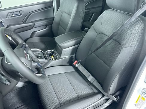 Used 2025 GMC Canyon Elevation RWD image 19