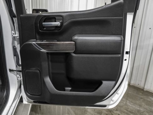 Used 2021 Chevrolet Silverado 1500 LTZ RWD image 44